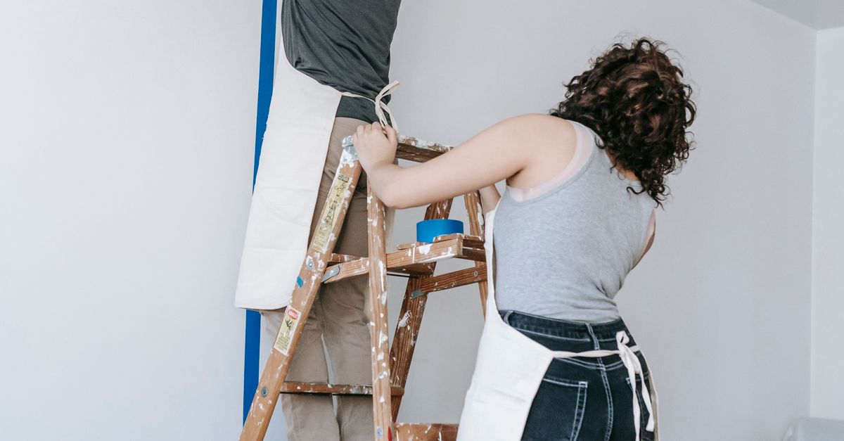 Exploring the Process of Creating a Mural in Your Home