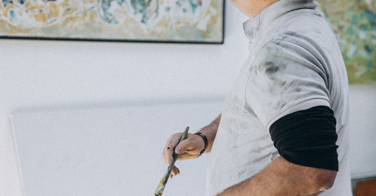 How to Select a Reliable Exterior Painter in Palm Beach